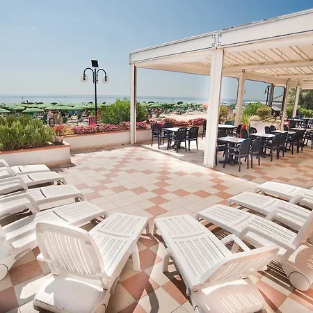 Corallo Hotel 3*