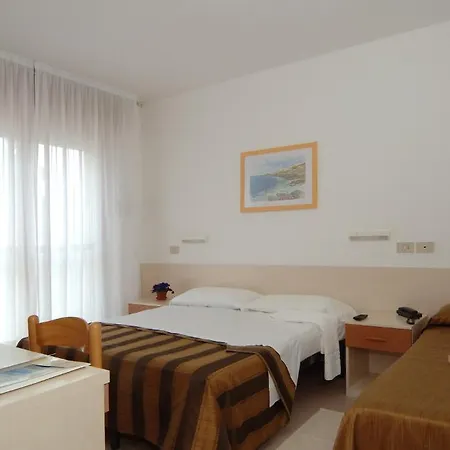 Corallo Hotel 3*